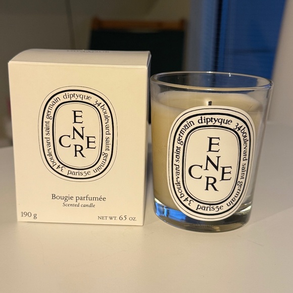 Diptyque Encre (Ink) Candle - Picture 1 of 3